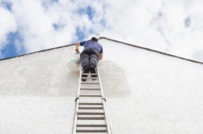Peinture extérieure à Vains — façades et ravalement